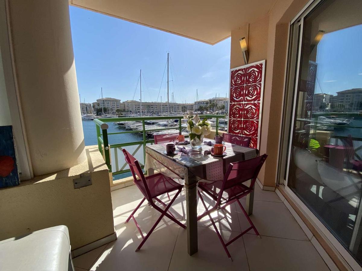 Confortable Appt 2 Pieces Avec Grande Terrasse, Clim, Garage, Proche Et Commerces - Fr-1-226a-165 Appartement